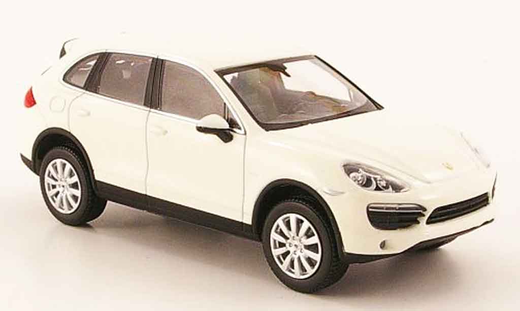 Porsche Cayenne S 1/43 Minichamps S hybrid white 2010 diecast model cars