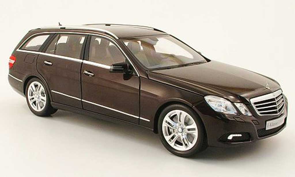Mercedes Classe E 1/18 Minichamps t-modell (s212) brown 2009 diecast model cars