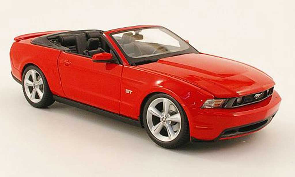 Ford Mustang 2010 1/18 Maisto 2010 gt cabriolet red diecast model cars