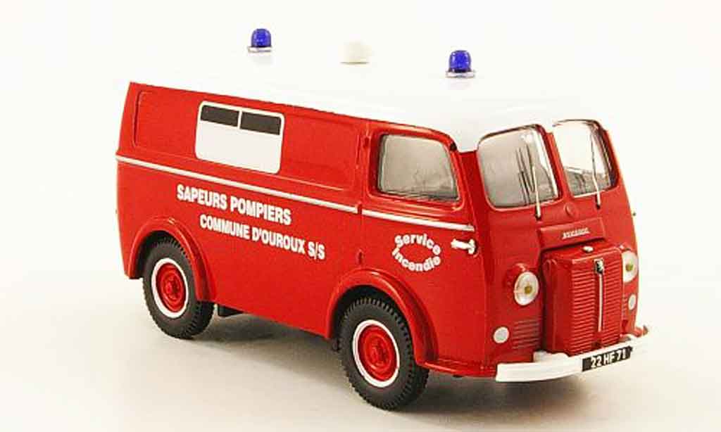 Peugeot D3A 1/43 Heritage ambulance pompiers commune d'ouroux ktw diecast model cars