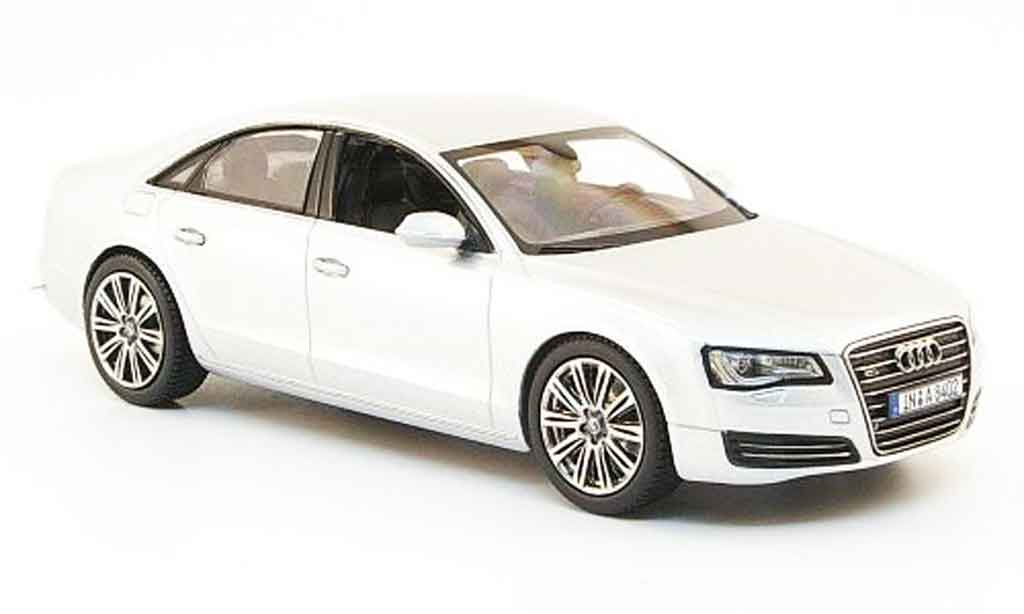 Audi A8 1/43 Kyosho grey metallisee 2010 diecast model cars
