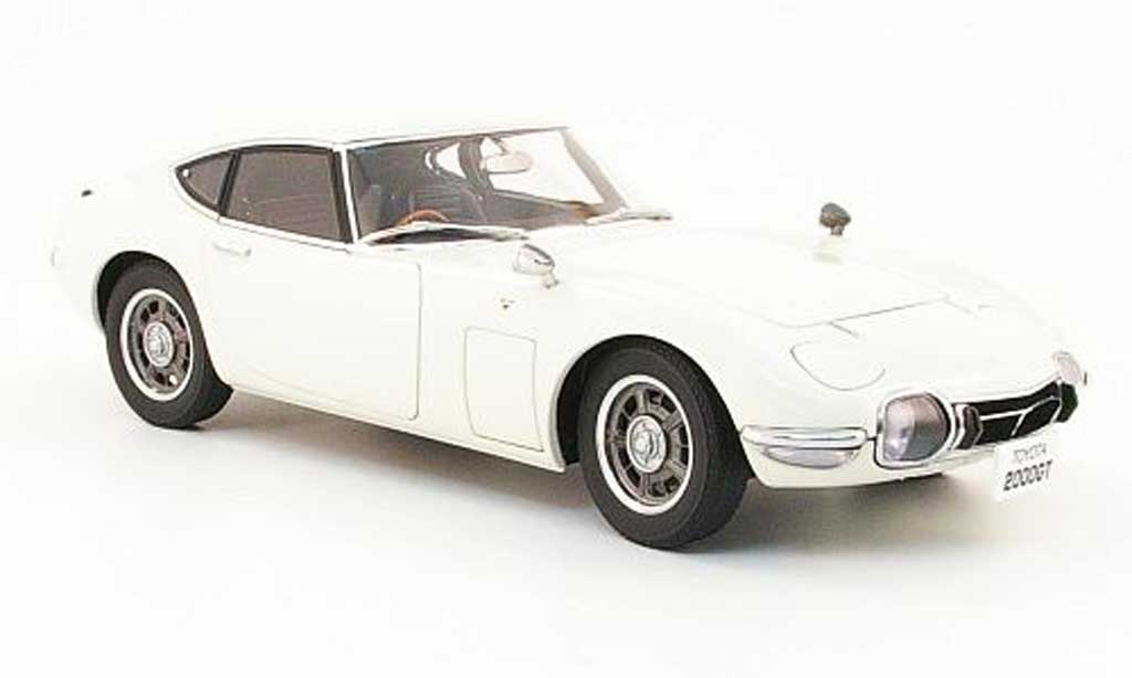Toyota 2000 GT 1967 1/18 Autoart 1967 coupe white diecast model cars