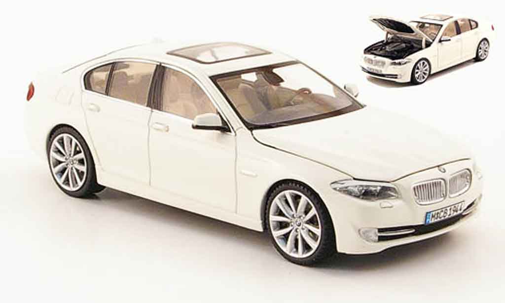 Bmw 550 F10 1/43 Schuco F10 Limousine white 2010 diecast model cars