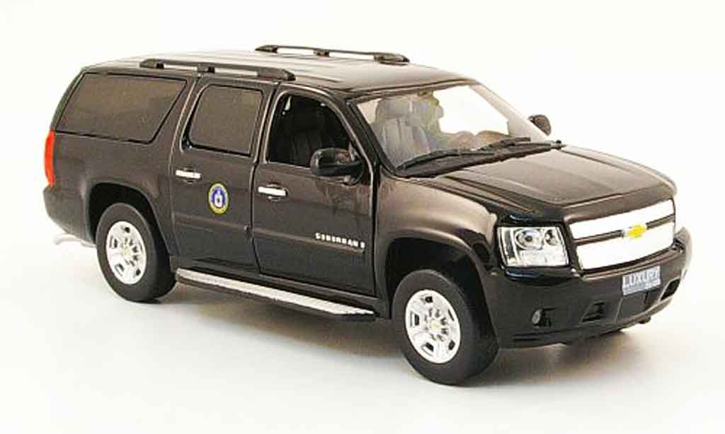 Chevrolet Suburban 1/43 Luxury Die Cast CIA 2009 2010 diecast model cars