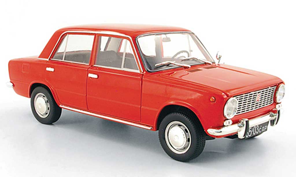 Lada 1200 1/18 IST Models red 1971 diecast model cars