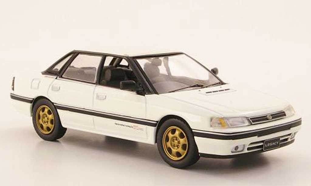 Subaru Legacy RS Turbo 1/43 IXO RS Turbo 2.0 Type RA white 1989 diecast model cars