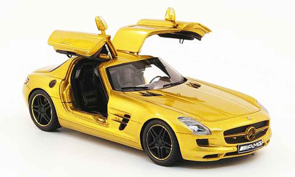 Mercedes SLS 1/43 Spark AMG or avec geoffneten Turen 2010 diecast model cars