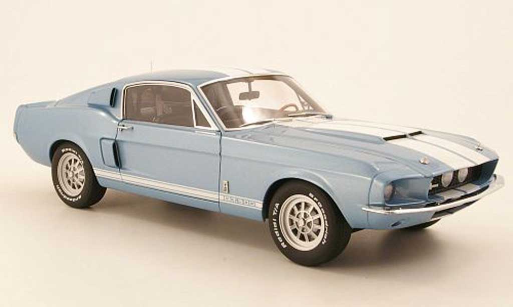 Shelby GT 500 1967 1/18 Autoart 1967 blue mit whiteen Streifen diecast model cars