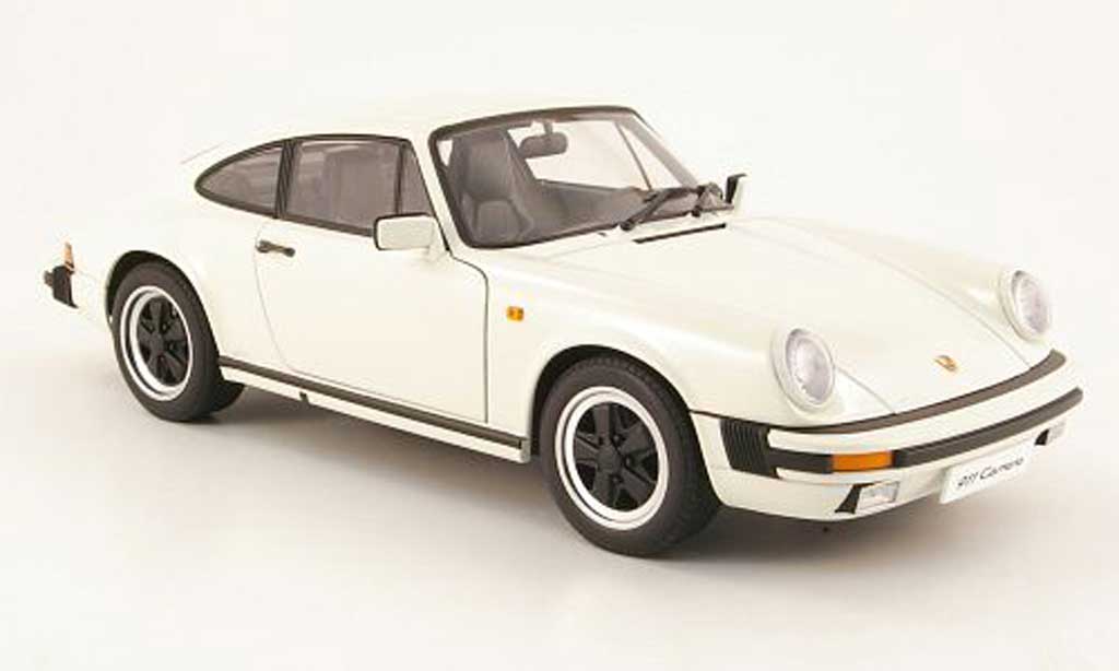 Porsche 930 3,2 1/18 Autoart 32 carrera white 1988 diecast model cars