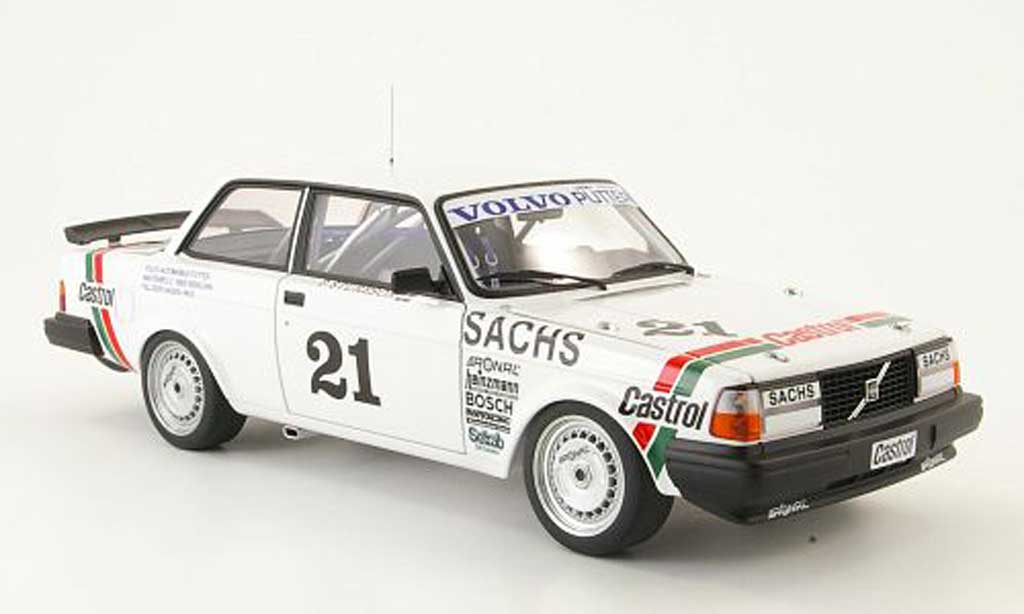 Volvo 240 1/18 Autoart turbo no.21 sieger dtm champions 1985 diecast model cars