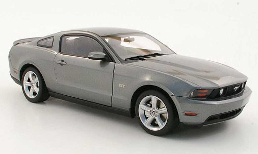 Ford Mustang 2010 1/18 Autoart 2010 GT grey diecast model cars