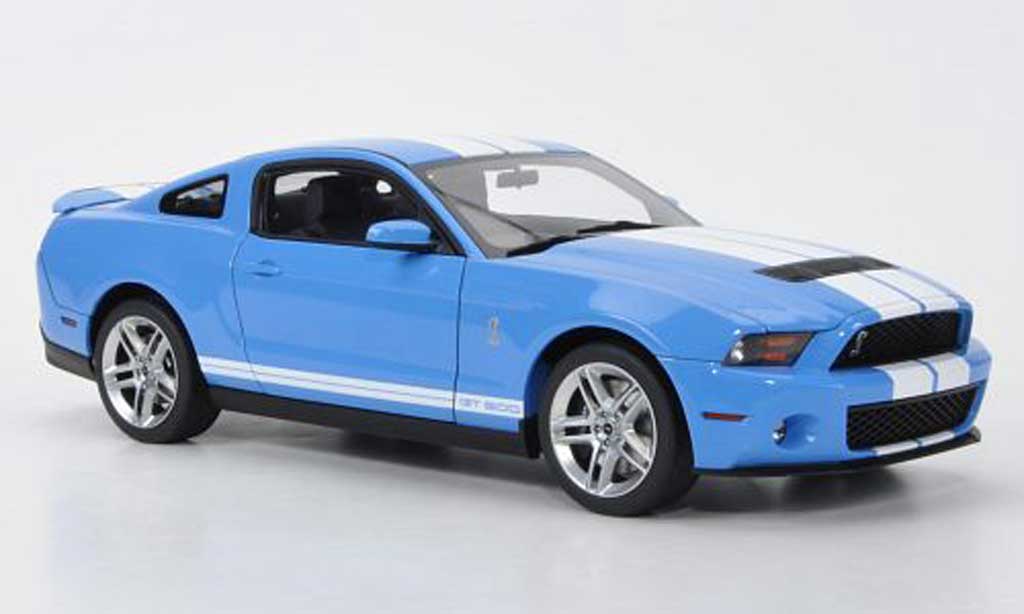 Shelby GT 500 1/18 Autoart blue mit whiteen Streifen 2010 diecast model cars