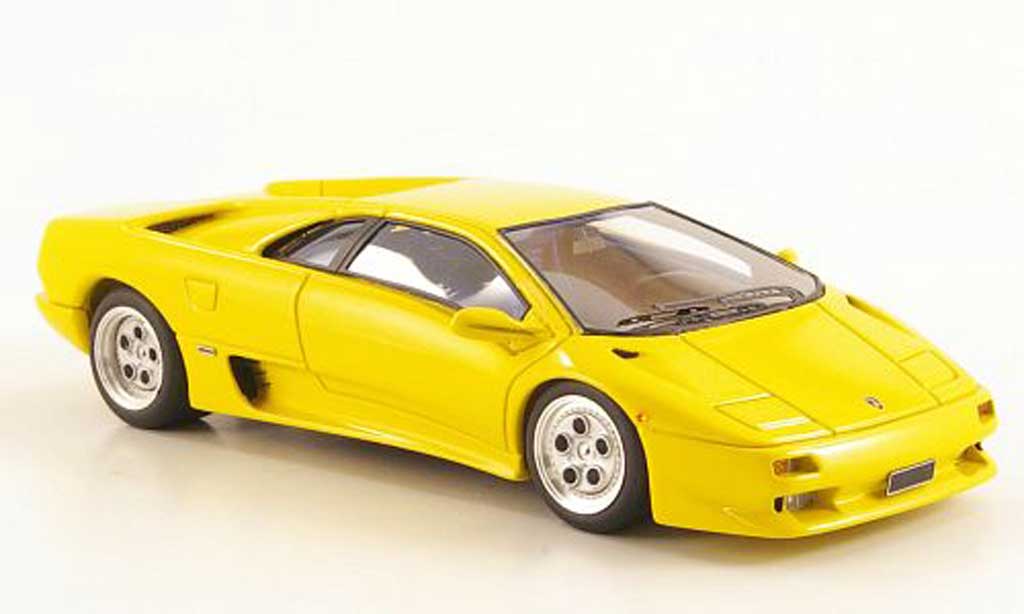 Lamborghini Diablo VT 1/43 Look Smart VT yellow 1993 diecast model cars