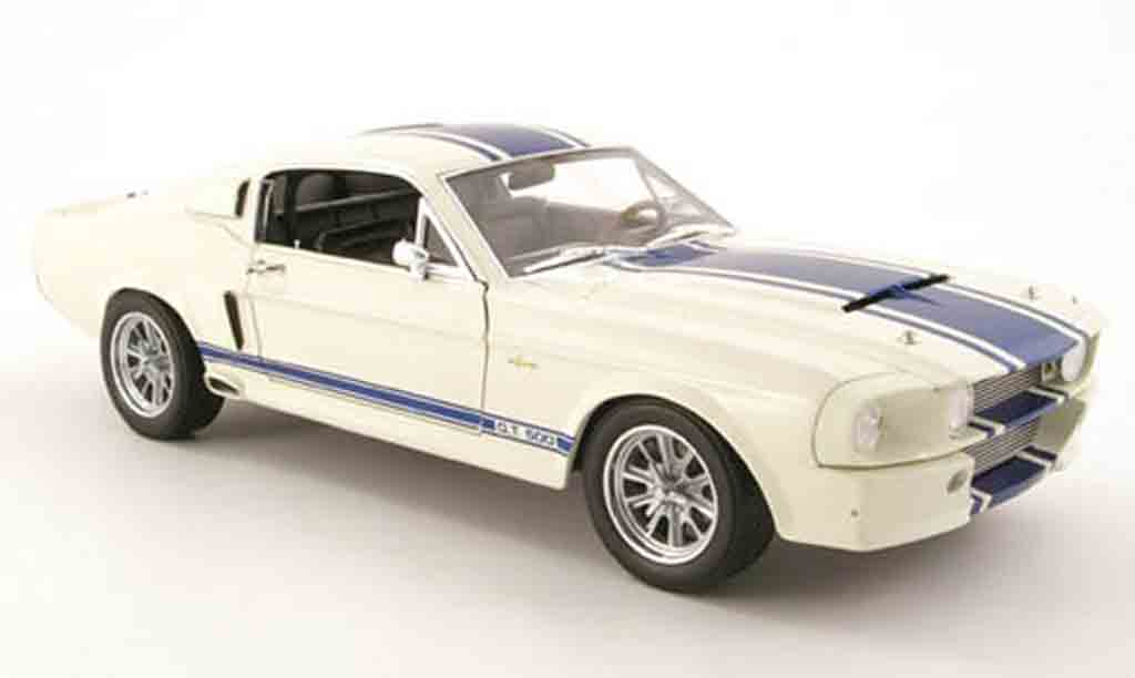 Shelby GT 500 1/18 Shelby Collectibles super snake white/blue 1967 diecast model cars