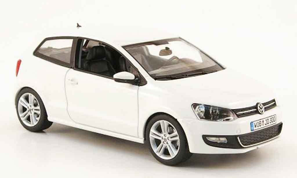 Volkswagen Polo 2009 1/43 Schuco 2009 white diecast model cars