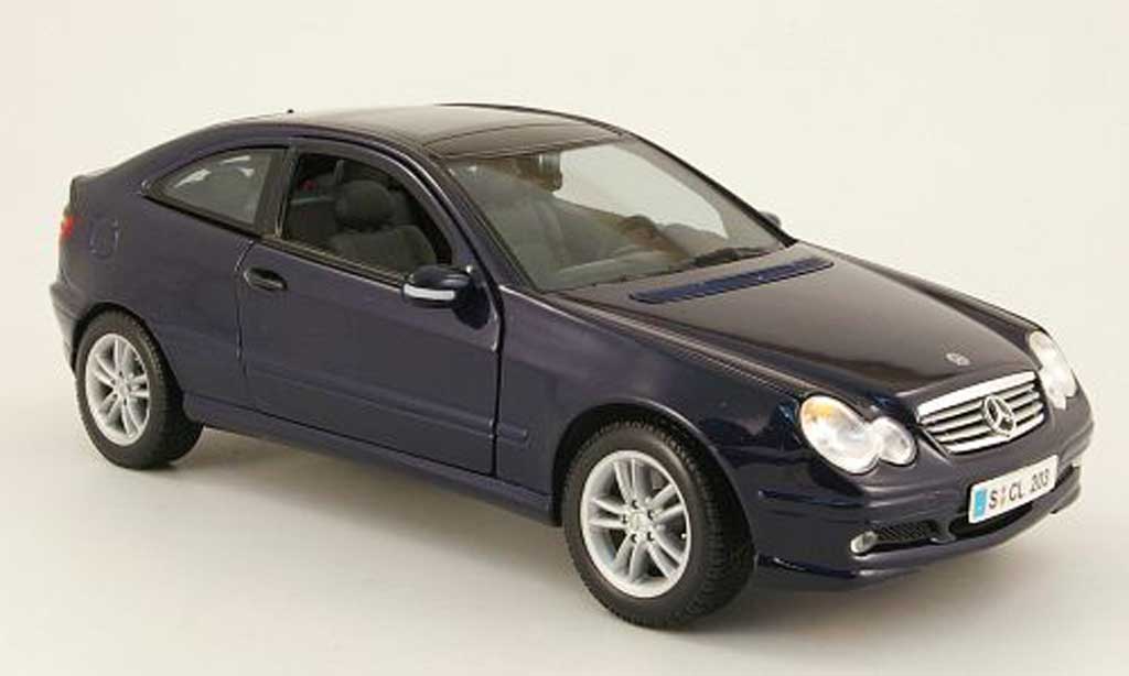 Mercedes Classe C 1/18 Maisto sportcoupe (cl203) blue diecast model cars