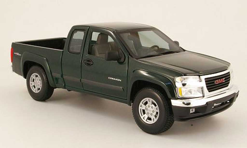 GMC Canyon 1/18 Maisto grun 2004 diecast model cars