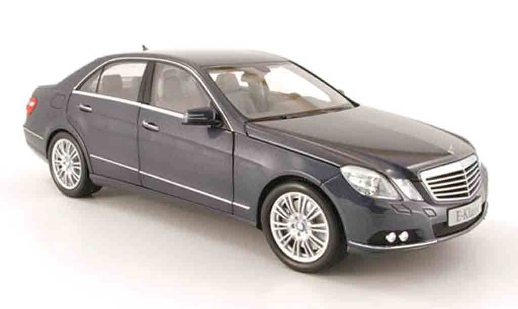 Mercedes Classe E 1/18 Minichamps (w212) grey 2009 diecast model cars