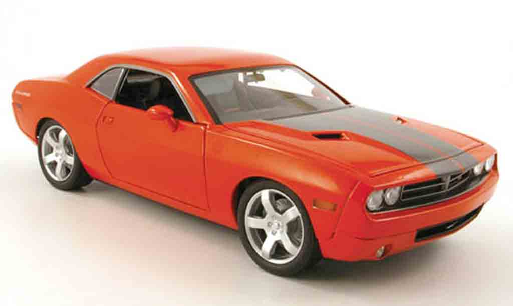 Dodge Challenger Concept 1/18 Highway 61 Concept orange 2005 diecast model cars