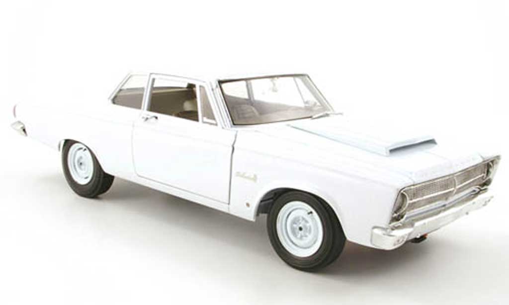 Plymouth Belvedere 1/18 Highway 61 white 1965 diecast model cars