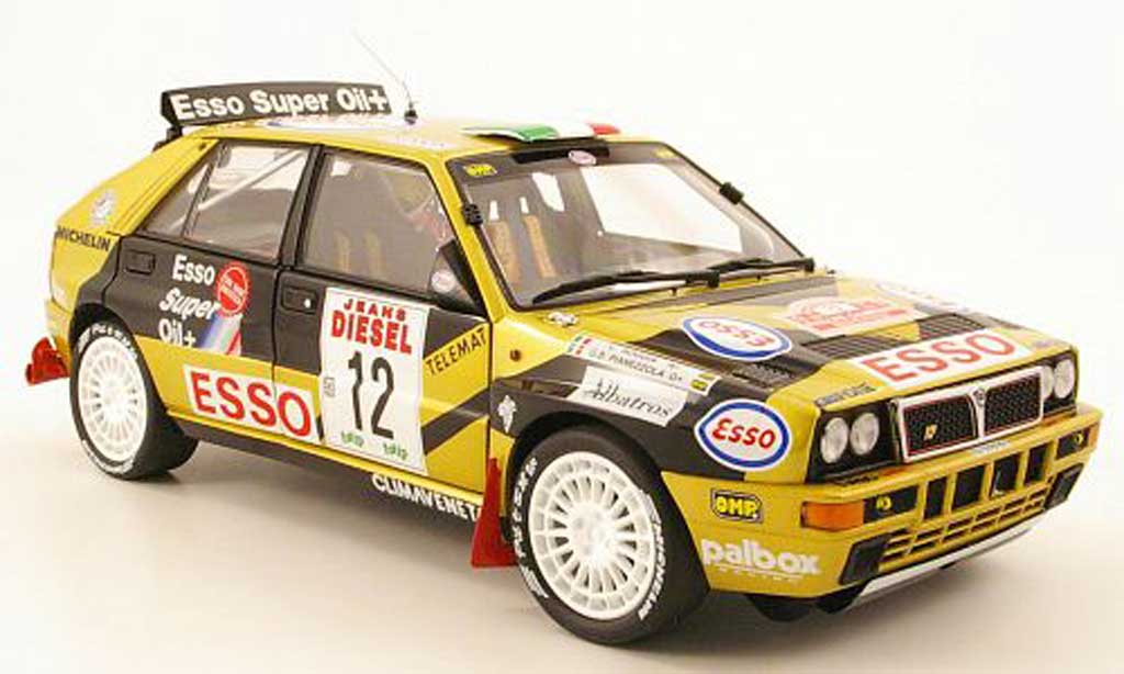 Lancia Delta HF Integrale 1/18 Kyosho HF Integrale evo 2 no.12 rallye san remo 1993 g.b.pianezzola / l.roggia diecast model cars