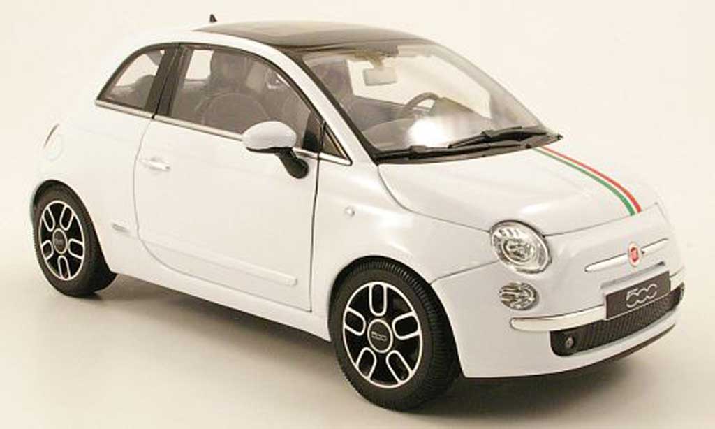 Fiat 500 1/18 Welly white italia-bandes auf dach und haube 2007 diecast model cars