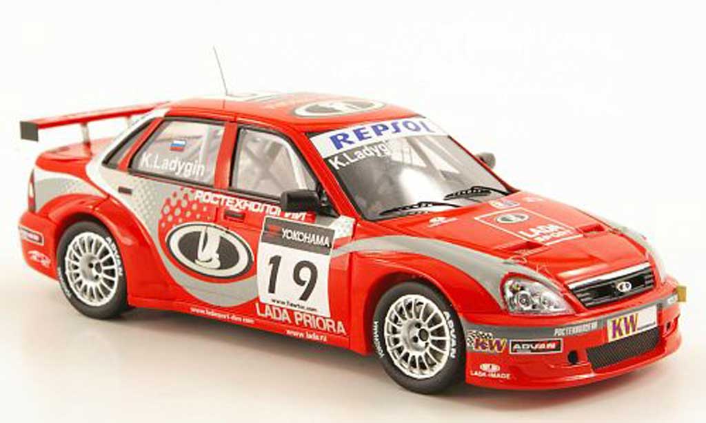 Lada Priora WTCC 2009 1/43 DIP Models WTCC 2009 No.19 Sport diecast model cars
