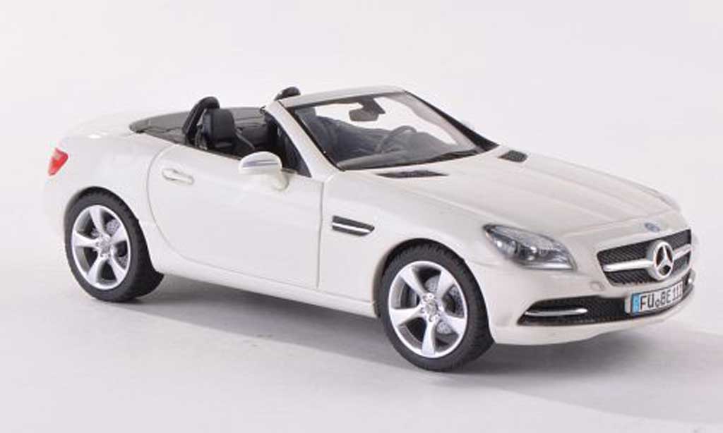 Mercedes Classe SLK 1/43 Schuco (R172) white 2011 diecast model cars