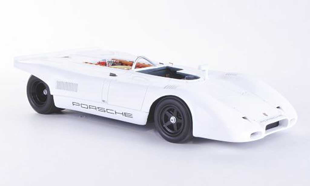 Porsche 917 1971 1/18 TrueScale Miniatures 1971 Predotyp Flat 16 white diecast model cars