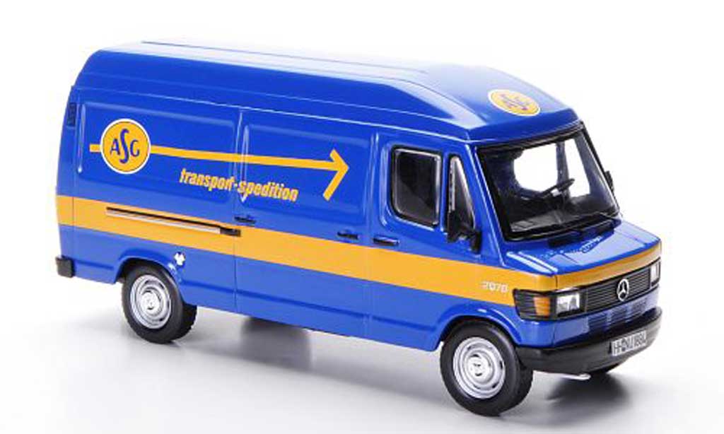 Mercedes 207 D 1/43 IXO D Kasten ASG transport-spedition 1987 diecast model cars