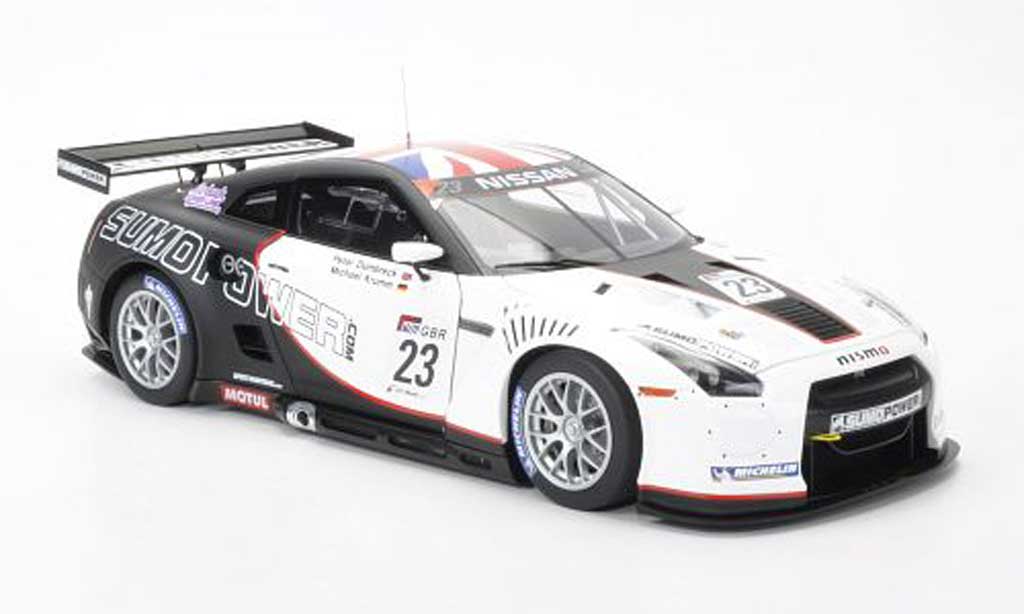 Nissan Skyline R35 1/18 Autoart R35 GT-R No.23 Team Sumo Power GT M.Krumm/P.Dumbreck Fia GT1 Weltmeisterschaft 2010 diecast model cars