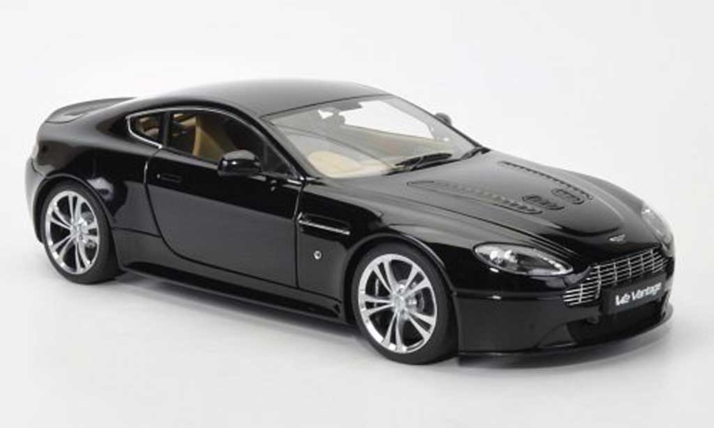 Aston Martin V12 Vantage 1/18 Autoart Vantage black 2010 diecast model cars