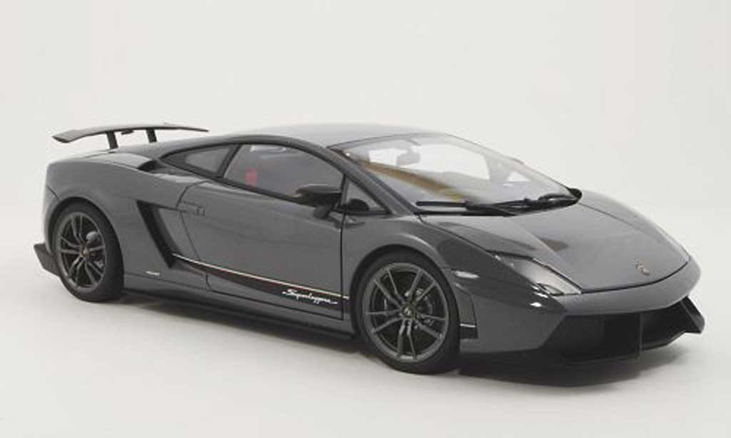 Lamborghini Gallardo Superleggera 1/18 Autoart Superleggera LP570-4 grey 2010 diecast model cars