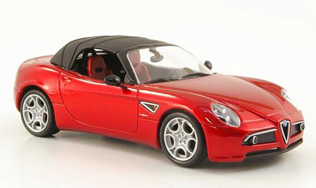 Alfa Romeo 8C 1/43 M4 Spider red Softtop 2010 diecast model cars