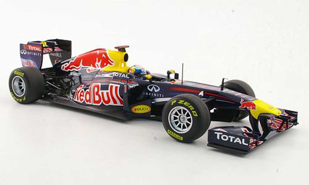 Renault F1 1/18 Minichamps red Bull RB7 No.1 S.Vettel -Saison 2011 diecast model cars