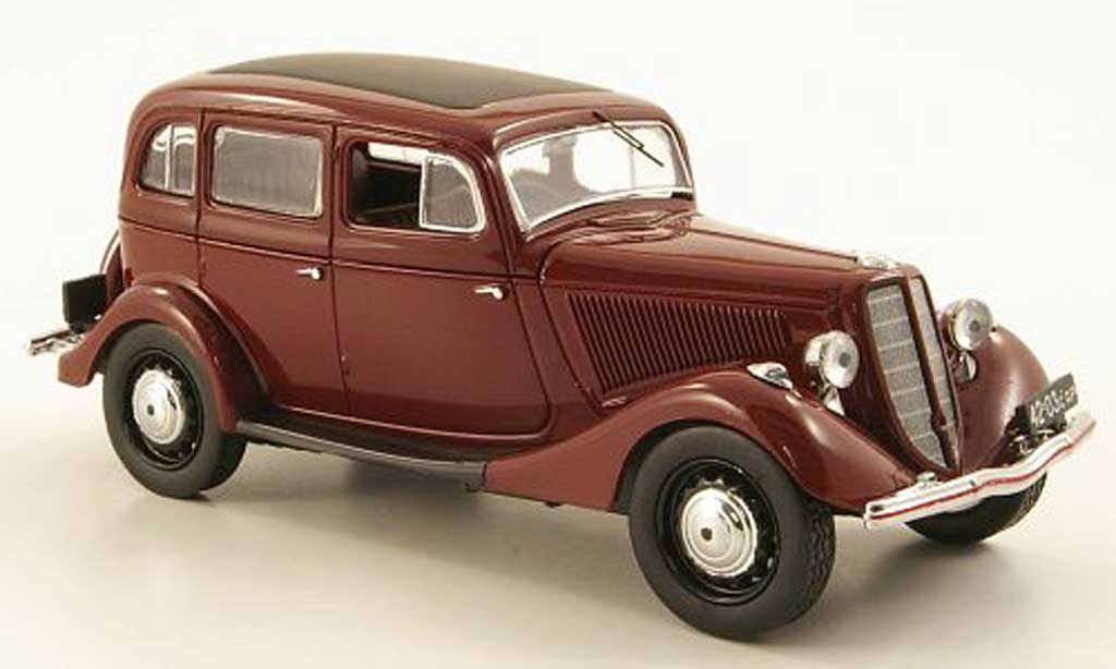 Gaz M1 1/43 IST Models red 1942 diecast model cars