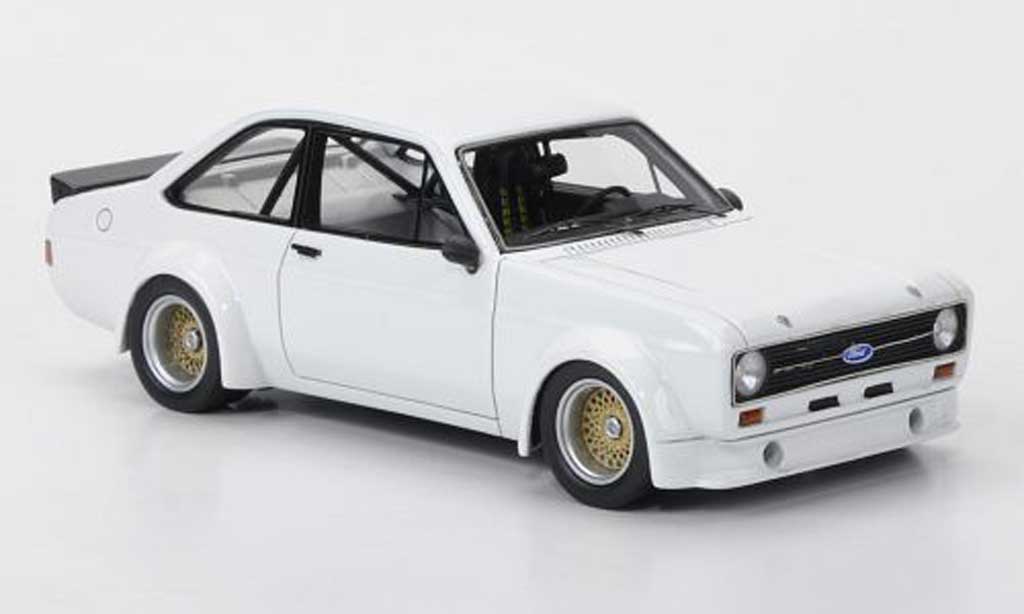 Ford Escort MK2 1/43 Neo MK2 Gr.2 white limited edition 1976 diecast model cars