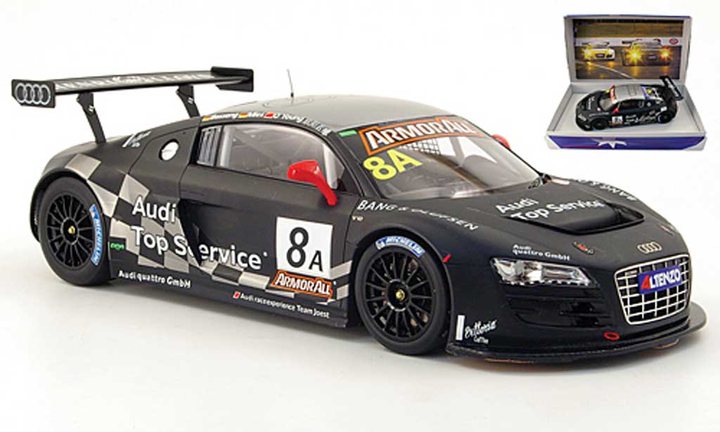 Audi R8 LMS 1/18 Spark LMS gt3 no.8 henri lloyd 12h bathurst 2011 d.o'young / m.basseng / c.mies diecast model cars
