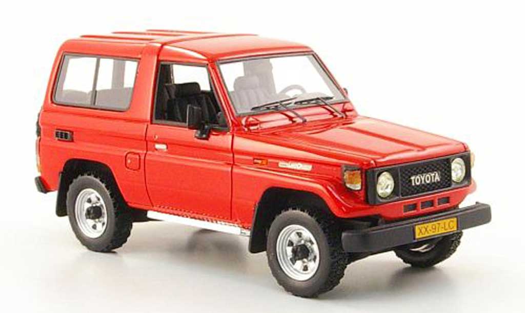 Toyota Land Cruiser 1/43 Neo LJ 70 red 1986 diecast model cars