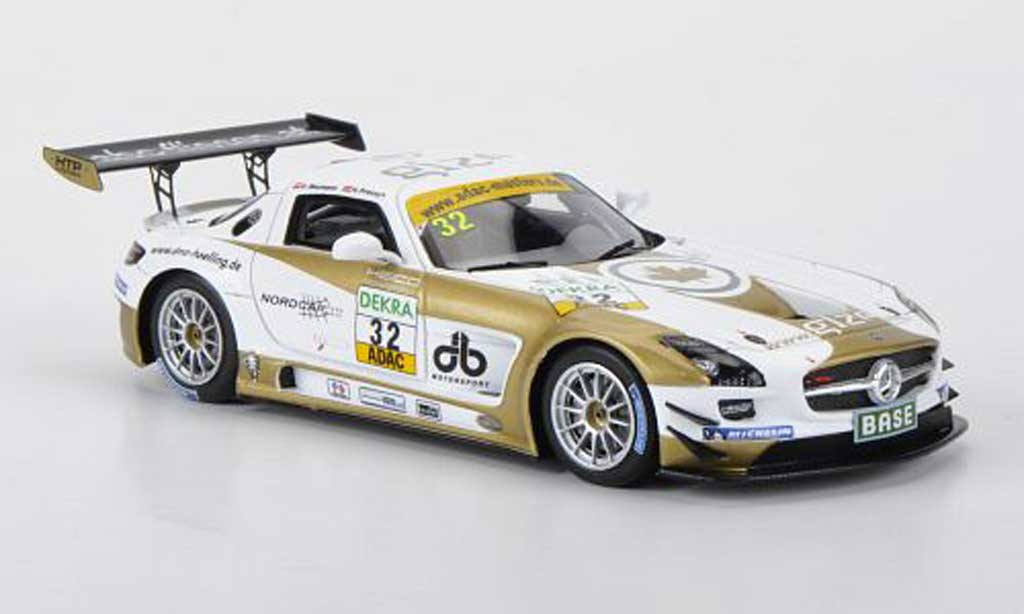 Mercedes SLS 1/43 Minichamps AMG GT3 No.32 Heico Motorsport D.Baumann / H.Proczyk ADAC GT Masters 2011 diecast model cars