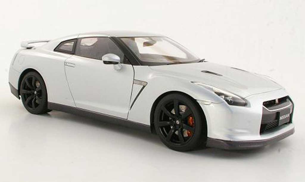 Nissan Skyline R35 1/18 Autoart R35 GT-R grey metallisee diecast model cars