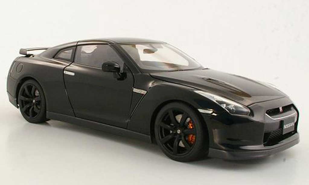 Nissan Skyline R35 1/18 Autoart R35 GT-R black diecast model cars