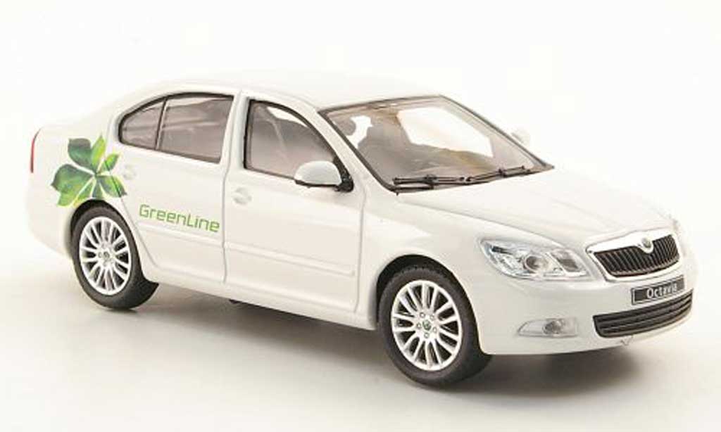 Skoda Octavia 1/43 Abrex white Green Line 2008 diecast model cars