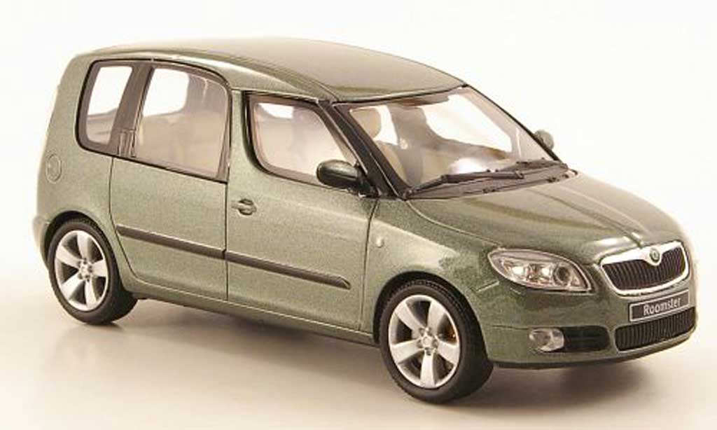 Skoda Roomster 1/43 Abrex oliv 2006 diecast model cars