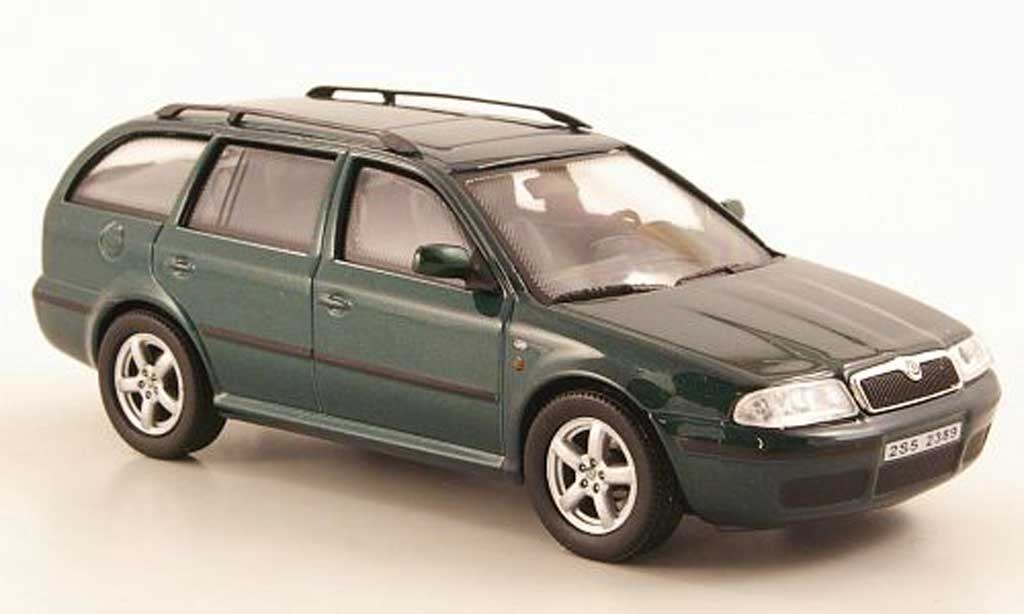 Skoda Octavia Combi 1/43 Abrex Combi Tour grun diecast model cars