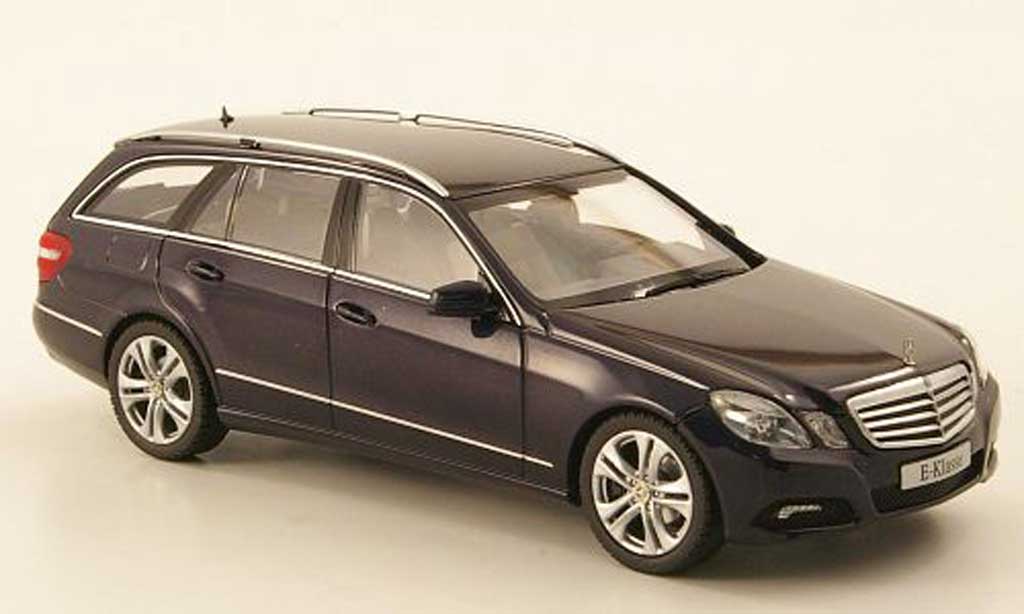 Mercedes Classe E 1/43 Schuco T-Modell (S212) blue 2009 diecast model cars