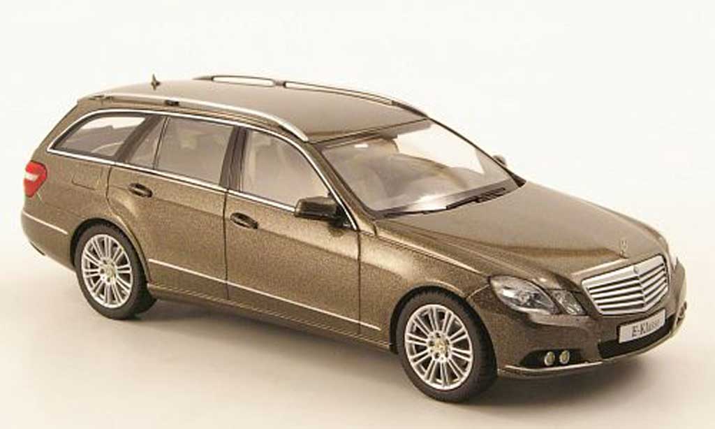Mercedes Classe E 1/43 Schuco T-Modell (S212) grey 2009 diecast model cars