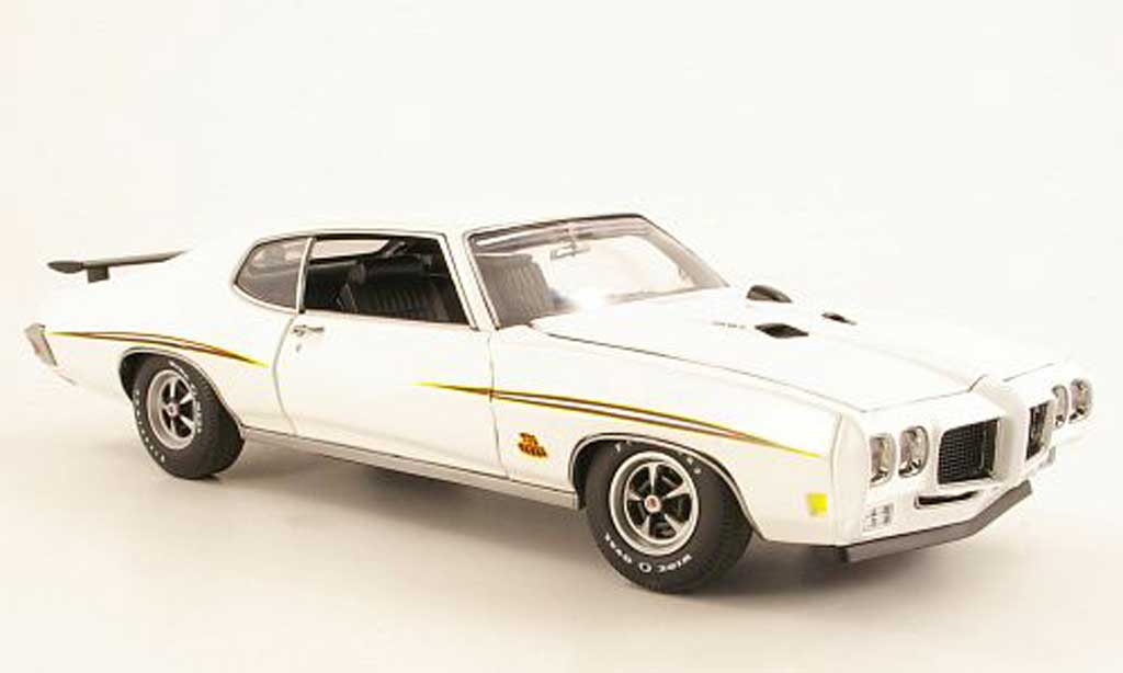 Pontiac GTO 1/18 GMP The Judge white Presentationsfahrzeug 1970 diecast model cars