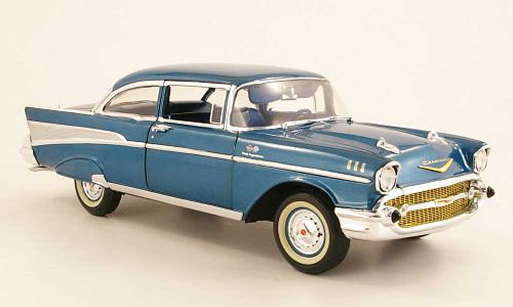 Chevrolet Bel Air 1957 1/18 Highway 61 1957 blue diecast model cars