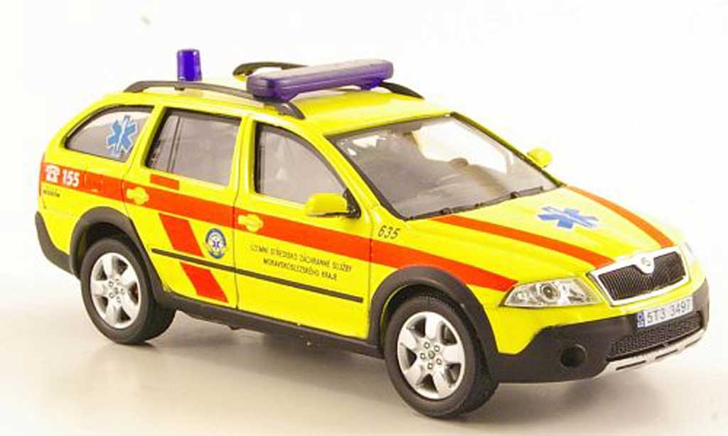 Skoda Octavia Combi 1/43 Abrex Combi Scout Notarzt diecast model cars